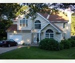  Beautiful Bridgehampton North,  Minutes to Town